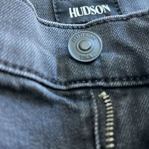 Hudson Jean Shorts Women 28 Black Wash Denim Cutoff Mid rise Raw Frayed Hem - Picture 8 of 8